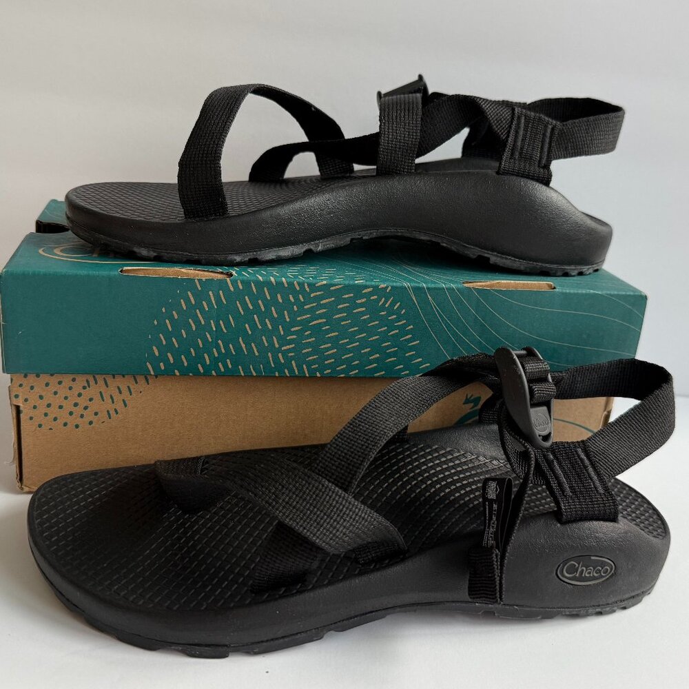 New in Box Women's Chaco Women's Z/1 Classic Sandal Black Size 9